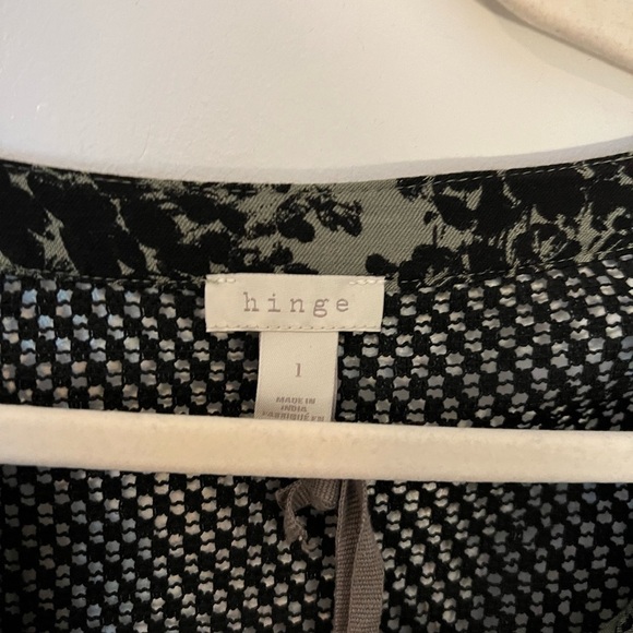 Hinge Black and Green Button Up Lace Back Dress - Picture 7 of 7